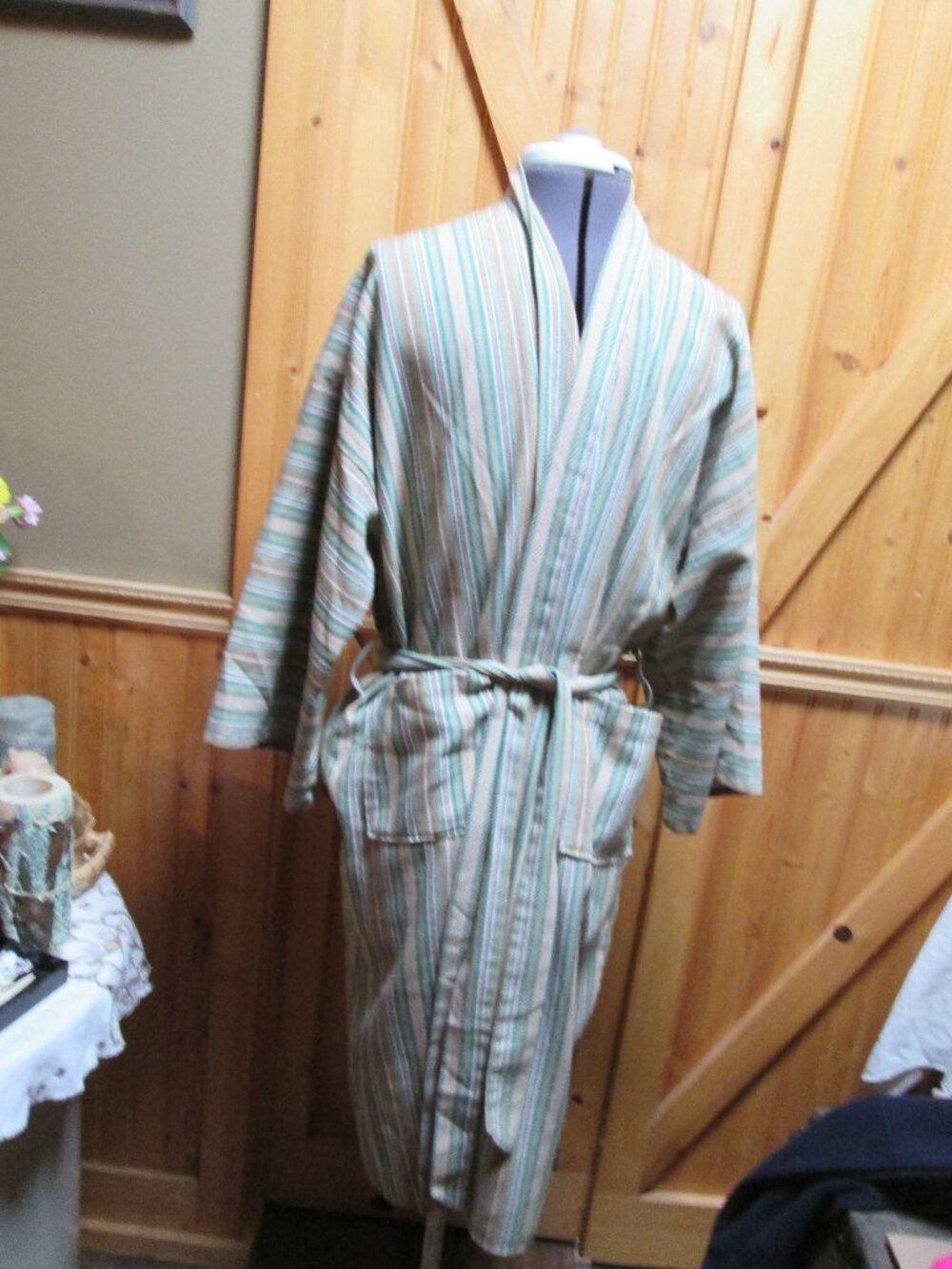 70s strped earthy color Mens knee length tie robe heavy cotton flannel feel M/L